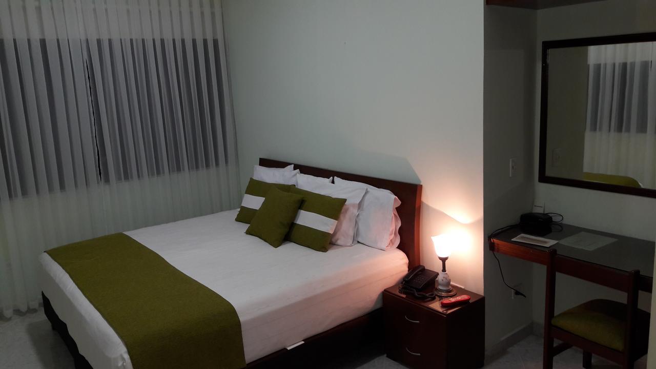 Hotel Nelson'S Inn Ibague Bagian luar foto